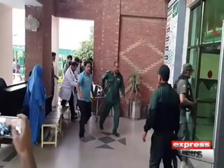 وزیر داخلہ احسن اقبال قاتلانہ حملے میں زخمی، حملہ آور گرفتار