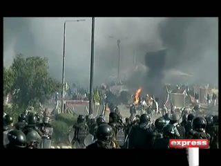 فیض آباد میں توڑ پھوڑ ، جلاؤ گھیراؤ ، پیمرا نے نیوز چینلز کی نشریات بند کر دیں