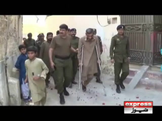 ڈیرہ غازی خان میں پولیس کانسٹیبل کو شاہی پروٹوکول۔۔۔ آرمی چیف کا بھی بہادر سپاہی کیلئے زبردست اعلان