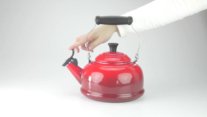 Preview image of The Le Creuset Whistling Kettle video