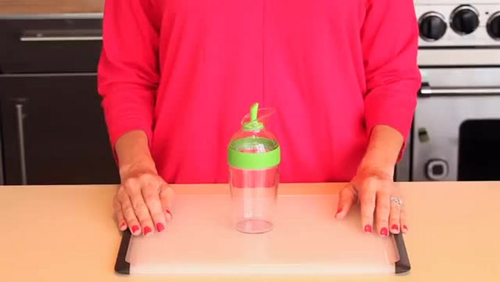 Preview image of OXO Dressing Shaker video