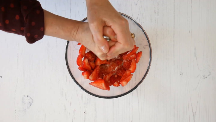 Preview image of Strawberry Ice Cream with Cuisinart Compressor Ice video