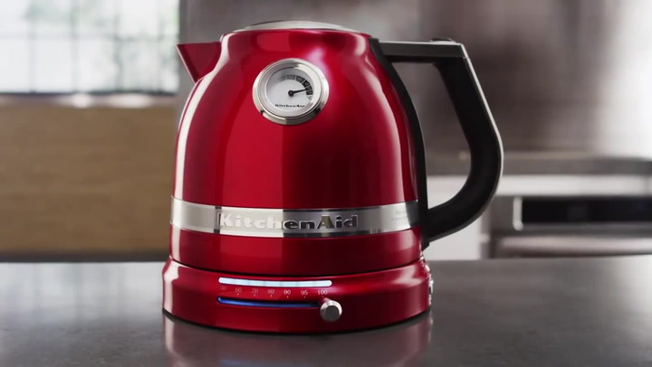 Preview image of KitchenAid Artisan Cordless Kettle, 1.5 Litre video