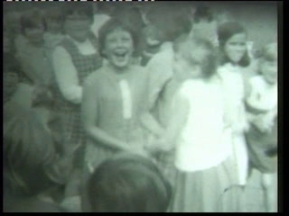 Buiten bij de Mariaschool, 1967