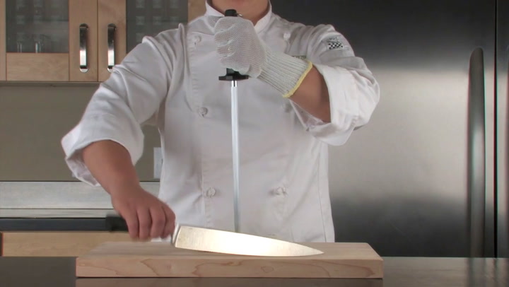 Preview image of Mercer Culinary Genesis Sharpening Steel, 25cm video